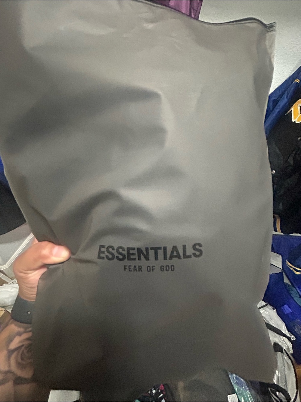 Essentials Fear of God Hoodie - Picture 7 of 7